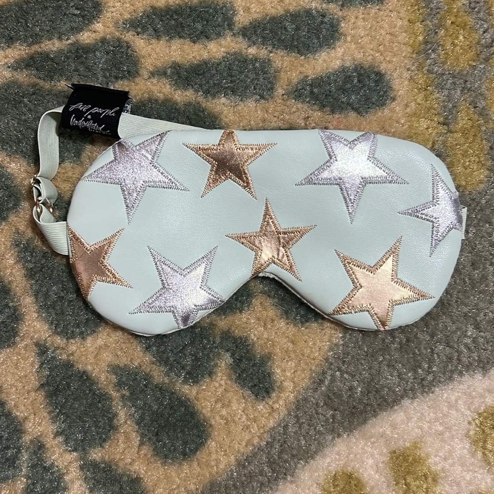 ⭐️Free People Starry Eyed Sleeping Mask⭐️